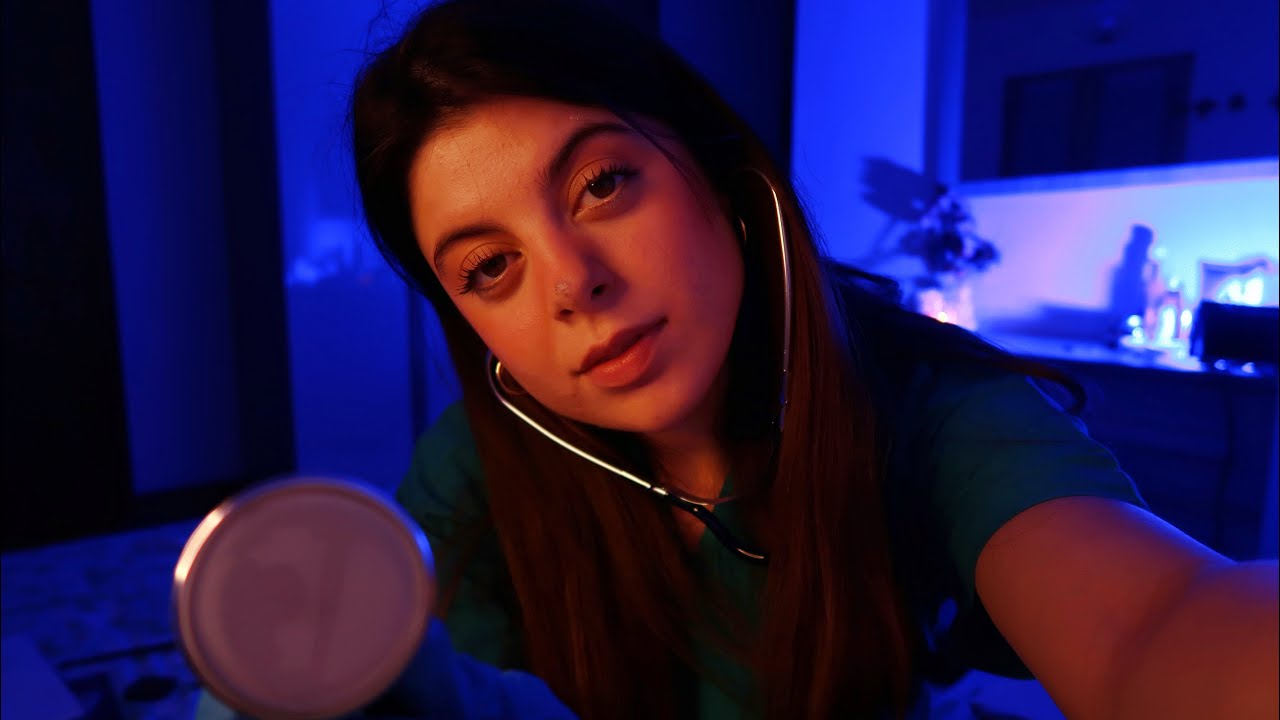 INFERMIERA ti visita di NOTTE 🩺🌙 | medical roleplay (personal attention, whispering) ASMR ITA