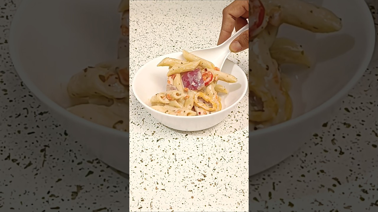 😍 Yummy White Creamy Pasta 😋 #shorts #youtubeshorts #pasta #yummy #cooking #easy #recipe #delicious