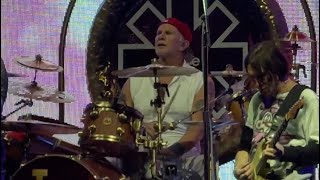 Under the Bridge, watching Chad Smith on the drums. 4K