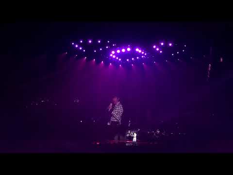 2018.4.21林俊杰圣所世界巡回演唱会深圳场 18 背对背拥抱
