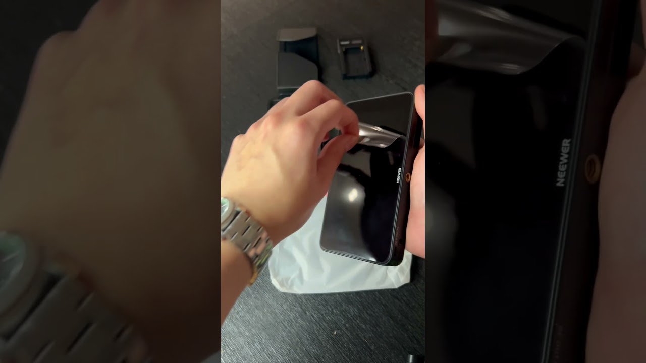 Neewer F400 PRO 6 Inch Camera Field Monitor 📸 Camera is Canon M50 Mark ii