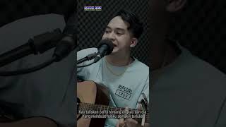 LAGU YANG BIKIN GALAU ANAK 90-AN😭🥰 | KAU TULISKAN CERITA TENTANG ENGKAU DAN DIA [COVER] #SHORTS