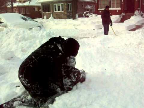 Darlene and EJ play in the snow Blizzard of 2011 Feb 2, 2011.MOV