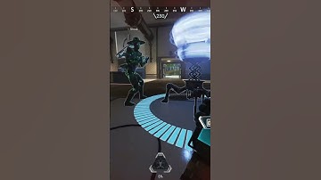 Making friends with the enemy team! #apexlegends#funny #shorts #helpmereach50subs