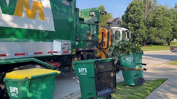 Fast WM Labrie Automizer Garbage Truck Flipping Lids!