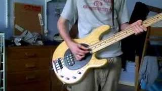 The Hand That Feeds- Nine Inch Nails Bass Cover