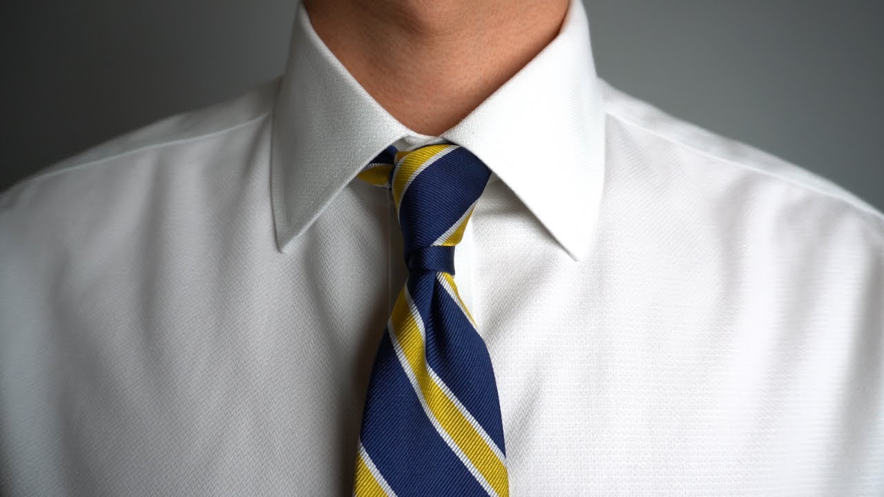 How to Tie a Tie - Double Four-in-Hand Knot - YouTube