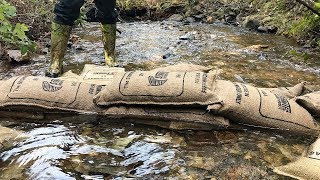 Damming a river in ten minutes with StormBags