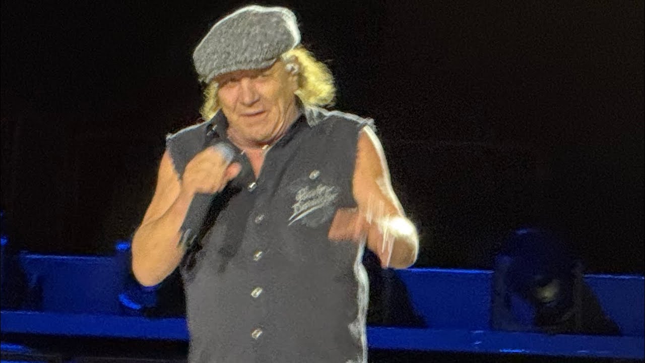 AC/DC power up tour 2025 live in Melbourne TNT - YouTube