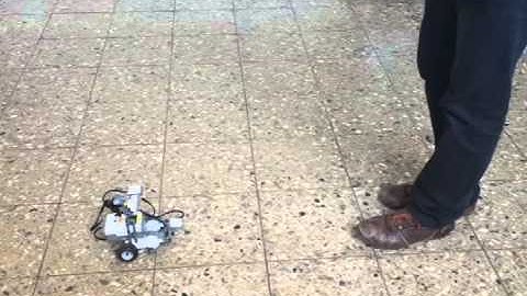 Guard-bot using a Lego Mindstorm and Simulink