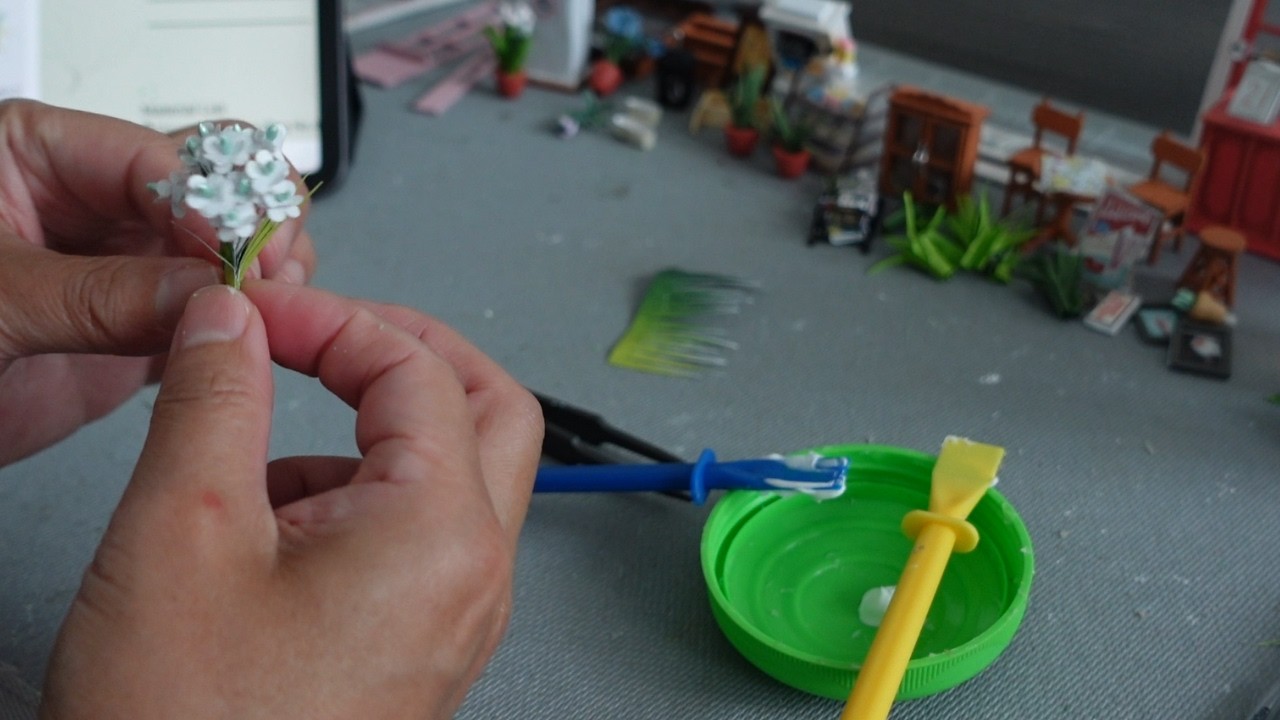 Miniature DIY Ice Cream Shop IV: Plant