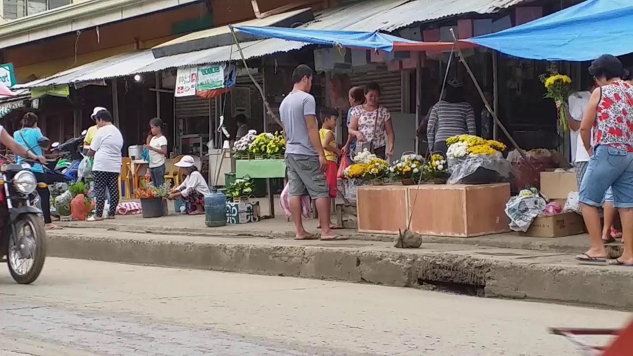 Buying Flowers in Street Market Estancia Iloilo YouTube
