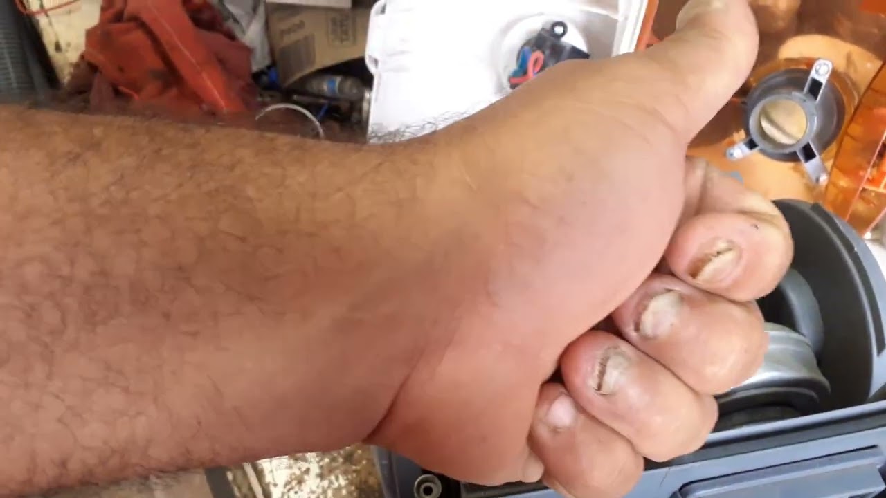 Aspirador de po philco hepa max 1680 1400w  não suga.