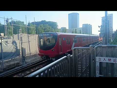 東京メトロ2000系   2120編成　池袋行き　後楽園駅発車