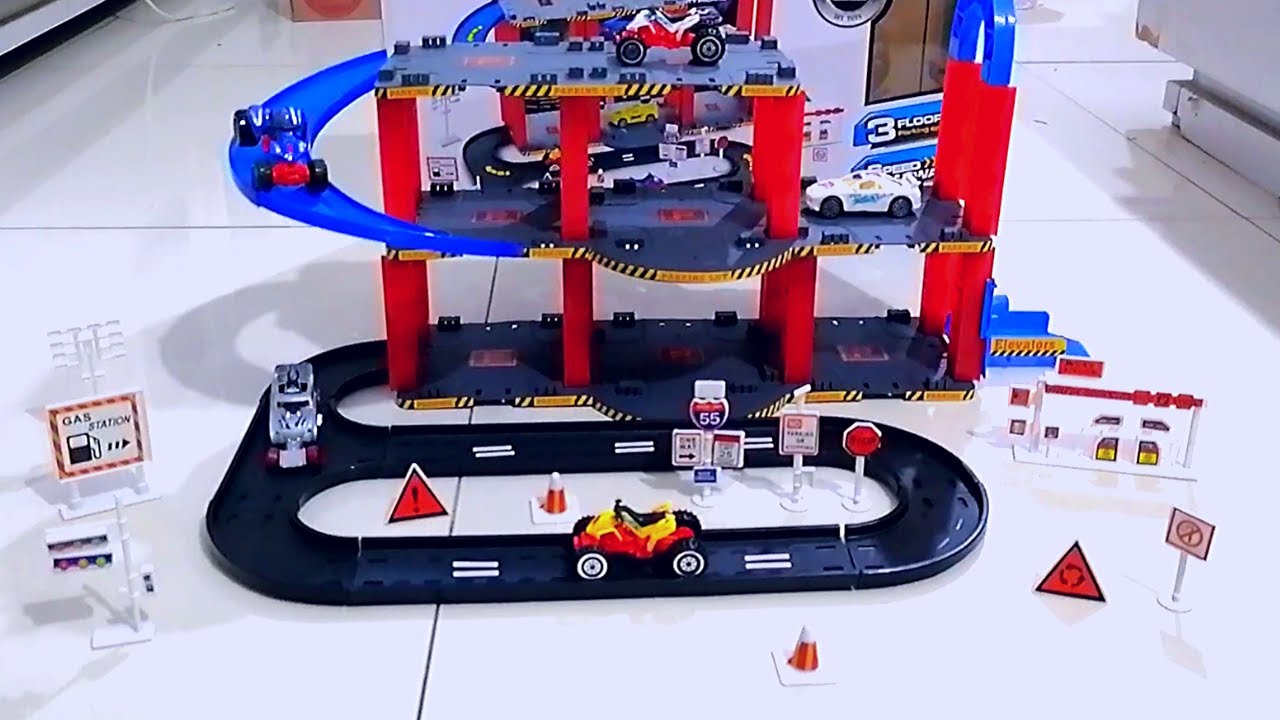 Car Garage -Parking Toy Set- Spiral Ramp-Car Lift - Gasoline Station