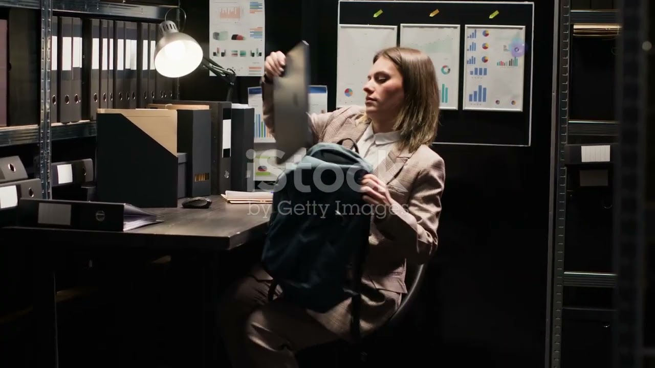 Detective Thinking vs. Normal Thinking!