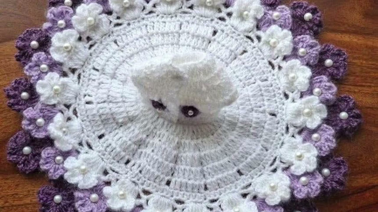 🙏 राधे राधे 🙏  लड्डू गोपाल जी की सुंदर ऊनी ड्रेस  अगर पसंद आए तो LIKE करें  SUBSCRIBE जरूर करें 🌸