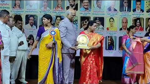 Received viswajanani Seva award to SKVLCT  managing trustee Dr.P. Vasantha Reddy.