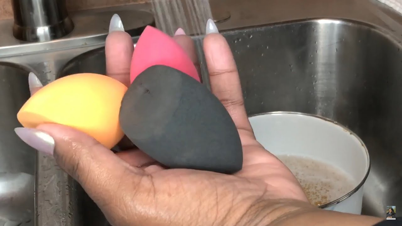 HOW TO CLEAN YOUR BEAUTY BLENDERS & BEAUTY SPONGES YouTube