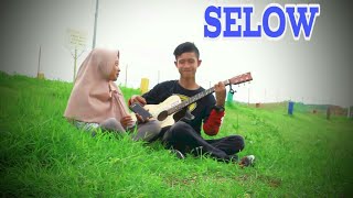 MERDU BANGET😍😍😍!!! Selow - Wahyu | Live Accoustik Cover by idsbae \u0026 q