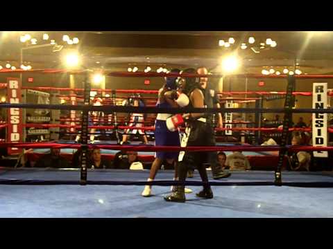 2011 National Silver Gloves Zimmie Dickinson vs. C...