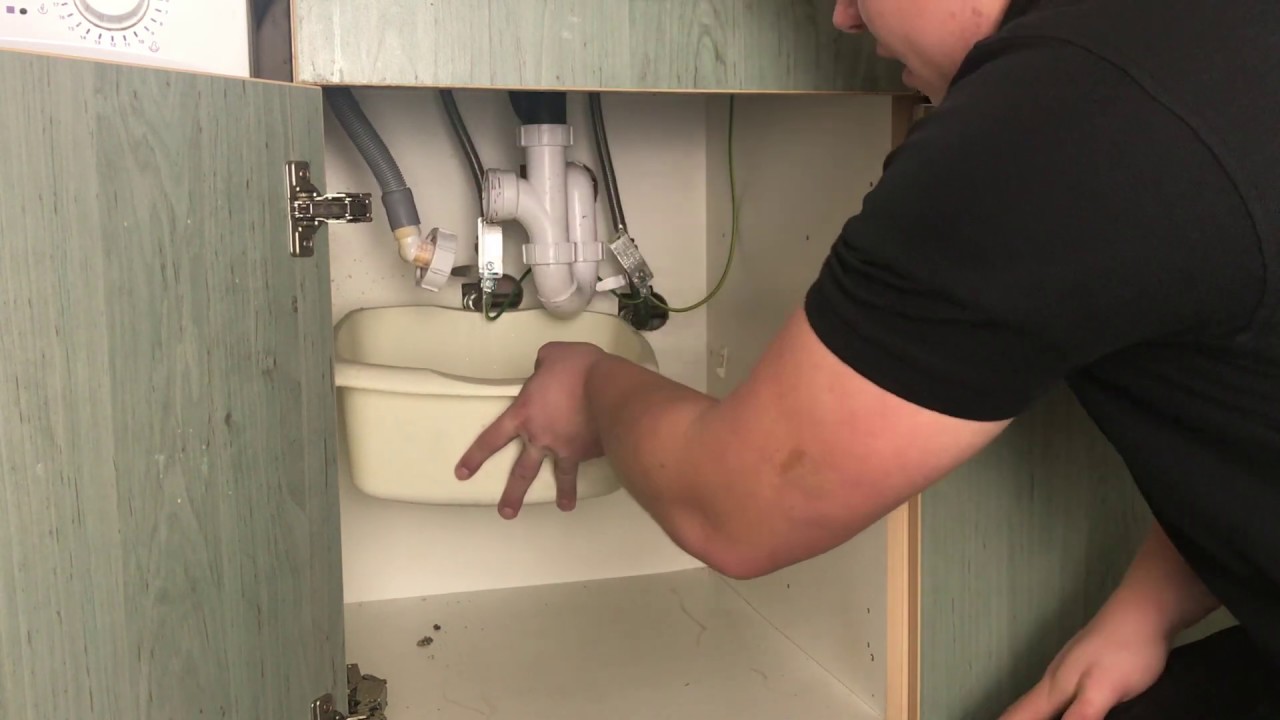 best way to unblock your kitchen sink