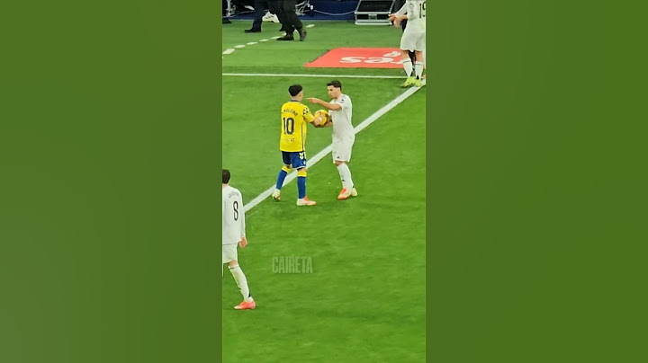 BRAHIM DE NIEGA A DAR EL BALÓN AL JUGADOR RIVAL ESTADIO BERNABÉU #football #shorts