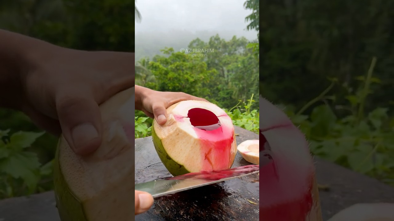 Unbelievable 😱 Red Water |Coconut Cutting Skills 