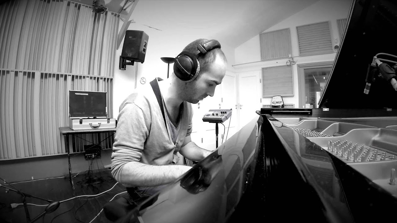 Watch Charivari - A l'Envers acoustique on YouTube Watch Charivari - A l'Envers acoustique on YouTube