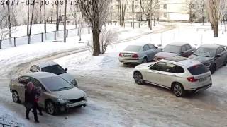 Шикарно припарковался Прикол, Авто, авария, гололёд, прикол, лучшая парковка 2017, автокатастрофа, Шикарно припарковался Прикол, Авто, авария, гололёд, прикол, лучшая парковка 2017, автокатастрофа,