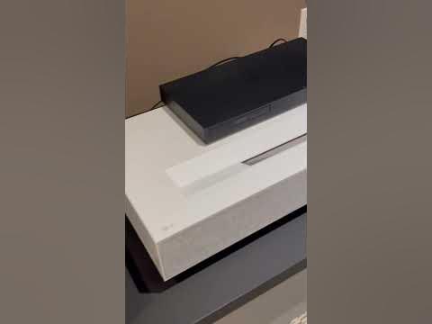 Formovie Theater, Samsung LSP7t LSP9T, LG HU915QB on display UST