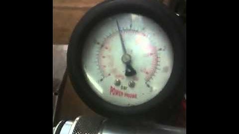 2 CYCLE ENGINE REPAIR:  HOW TO PERFORM A PRESSURE AND VACUUM TEST ON MOST 2 CYCLE ENGINES