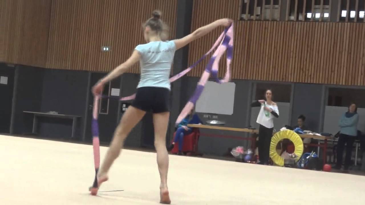 Boryana Kaleyn - entraînement ruban - Strasbourg GRS Féerythme 2014