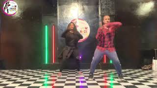 The Wakhra Song - Judgementall Hai Kya Kangana R & Rajkummar R