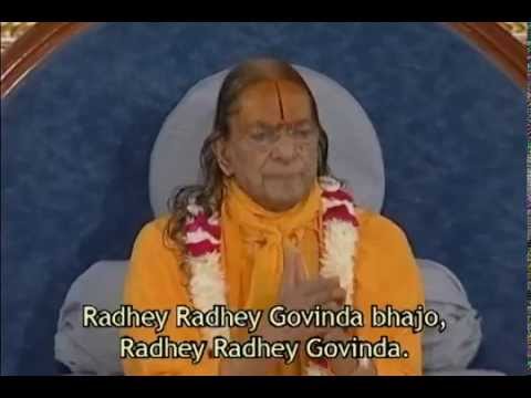 Radhey Radhey Govinda Bhajo   Kirtan with Shree Kripalu Ji Maharaj