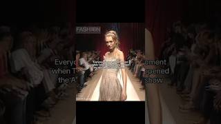 Tatiana Lyadochkina opened Anna Molinari ss 06 #runway #fashion #blumarine #model #catwalk