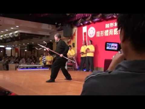 Tam Sifu Playing Dai Pah