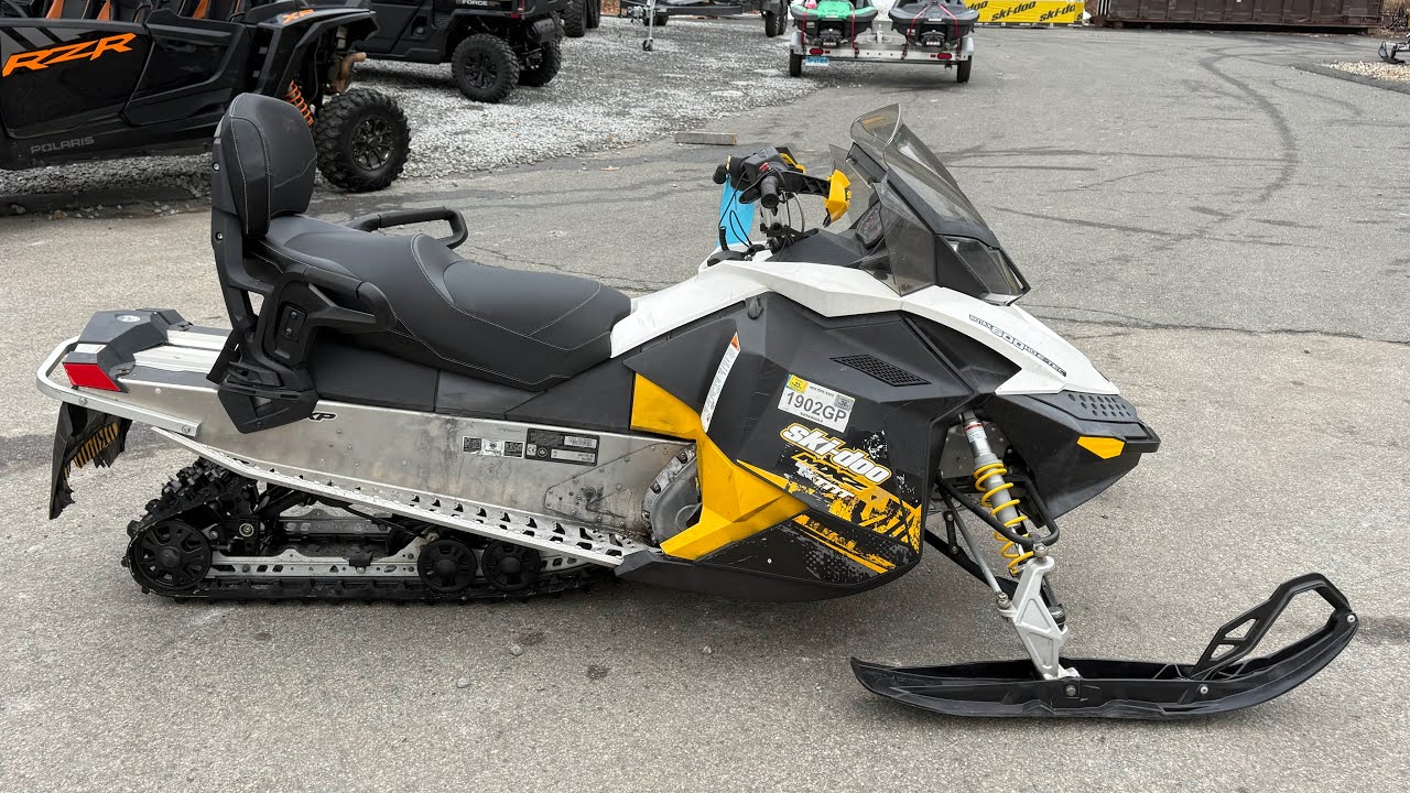 2011 SKI-DOO MXZ TNT E-TEC 600 H.O. ES For Sale At Scranton Powersports In Vernon, CT.