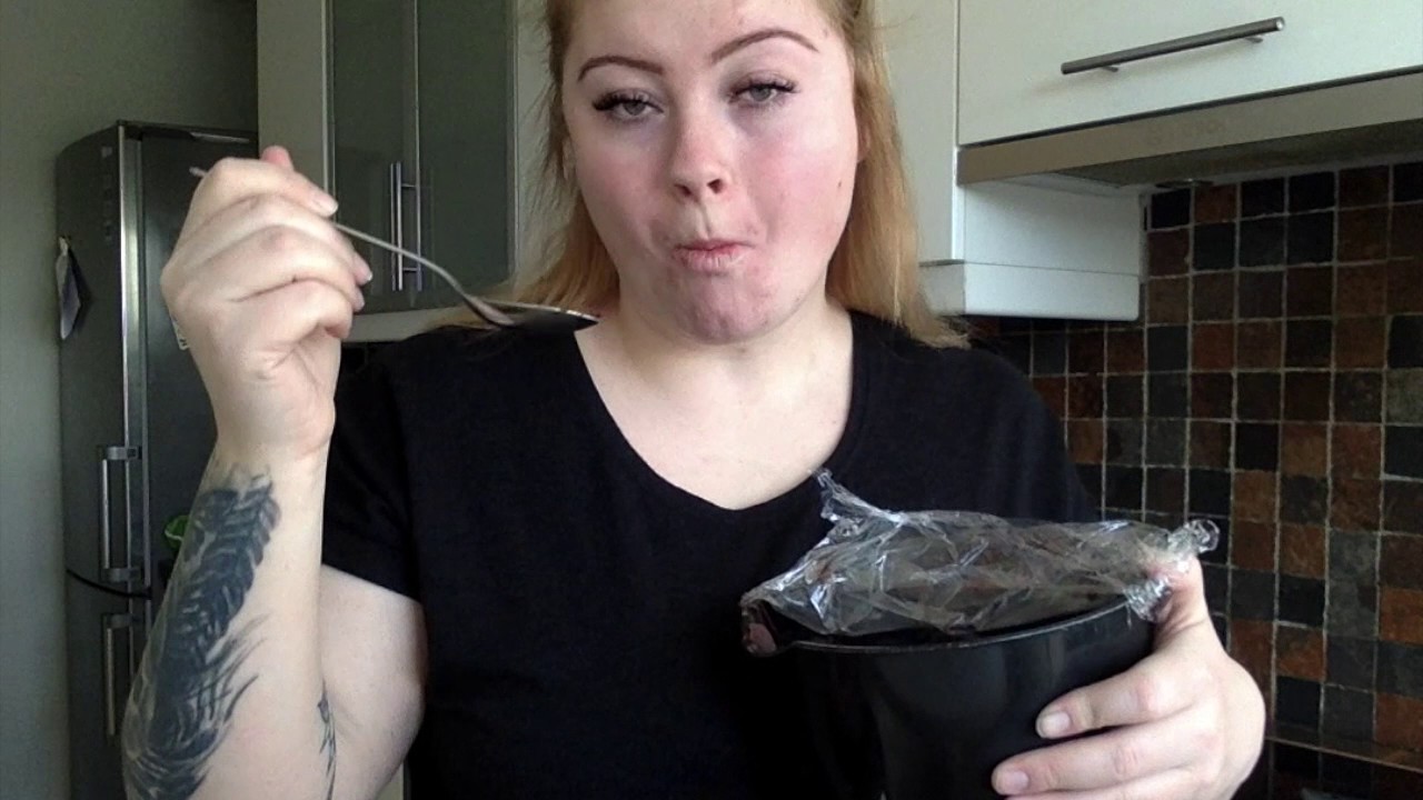 Tasting american food!! 