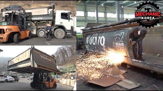 The process of disassembling a superlarge dump truck