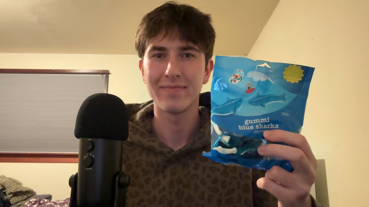 ASMR мармеладная акула бродит