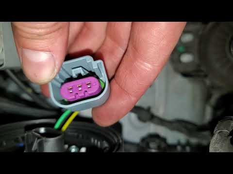 2017 Kia Soul Headlight Bulb Replacement