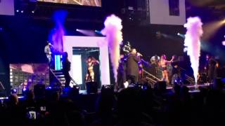 'Uno dos tres cuatro' Don Omar vs Daddy Yankee @MSG