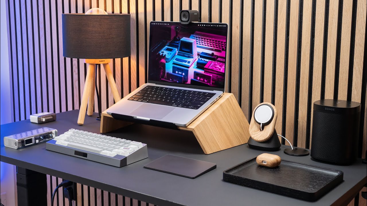 32 Best Desk Accessories 2023: Top Desk Gadgets for WFH