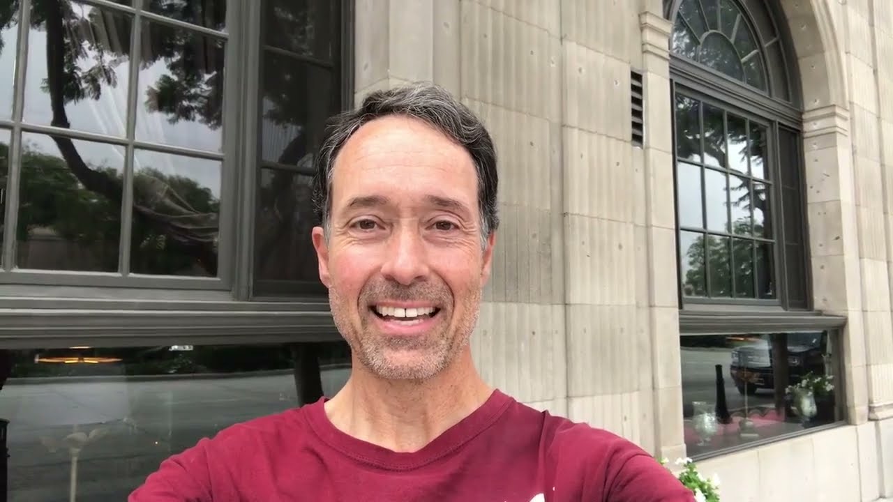 Джефф Крэбтри, эпизод 23 — отель «Калвер»