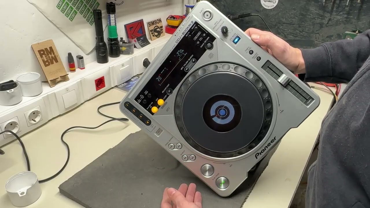 Ilyet szeretnél Te is! Pioneer CDJ 800MK2. - YouTube