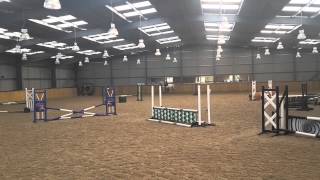 Casper showjumping
