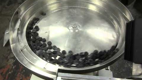 Loynds Belt Feed Double Twist Wrapping Machine, with Bowl Feeding