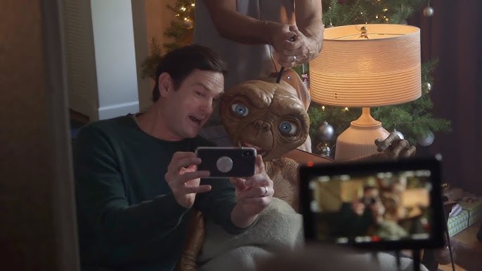 E.T. visits Elliot in holiday reunion commercial - FM100.3 - Better Music  Better Work Day