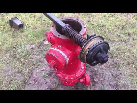 American-Darling B-62-B Hydrant Repairs - YouTube